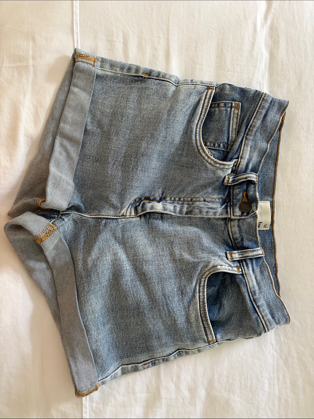 Aritzia Wilfred Light Blue Rolled Cuff Denim Shorts